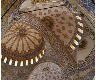 interior de la mezquita azul