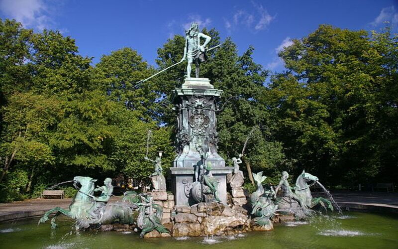 Neptunbrunnen (Fonte di Nettuno)